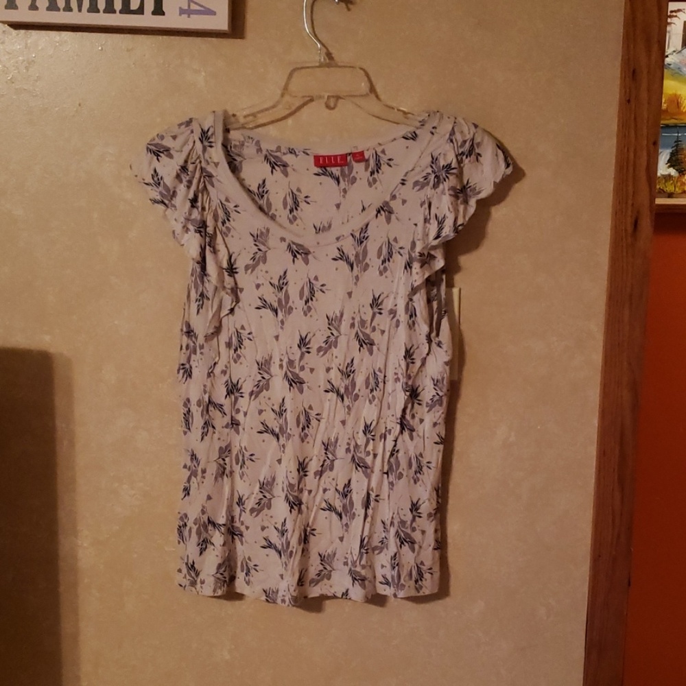 Ruffle sleeve floral t shirt